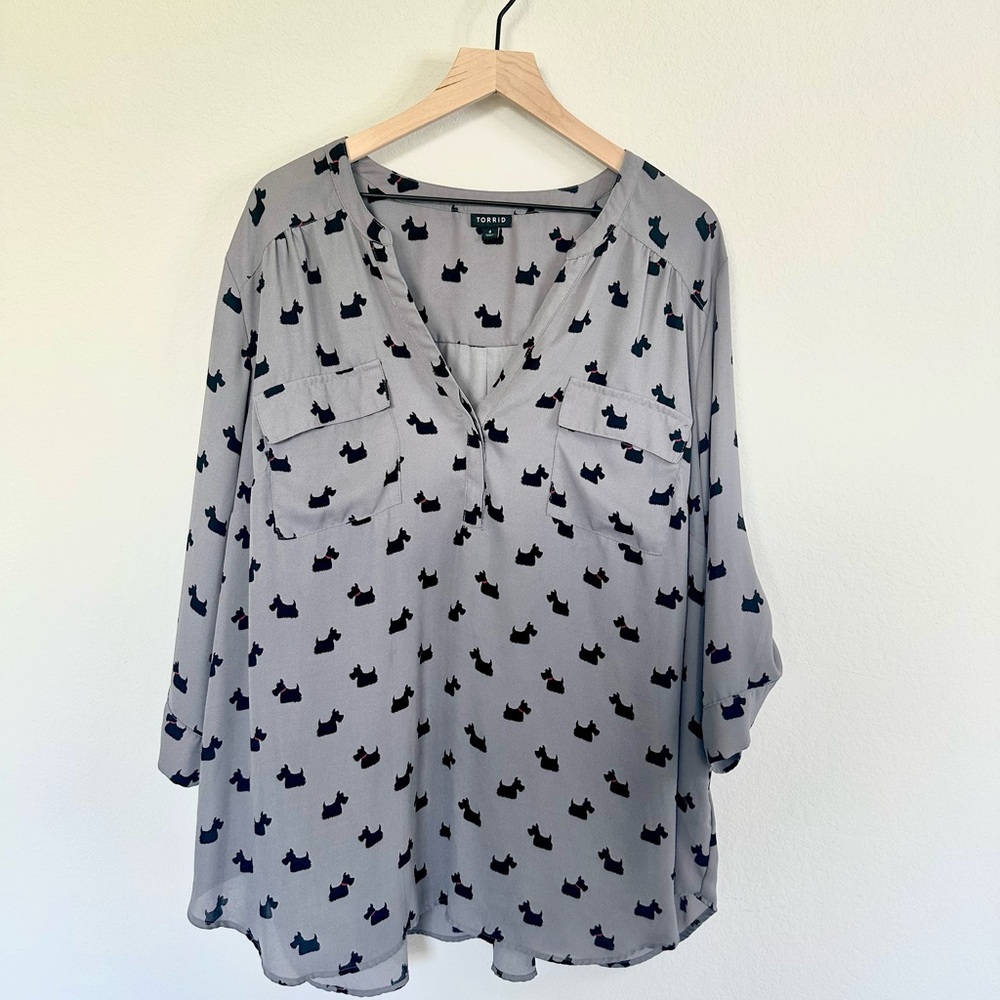 Torrid Women’s Size 4 Scottish Terrier Dog Grey Blouse